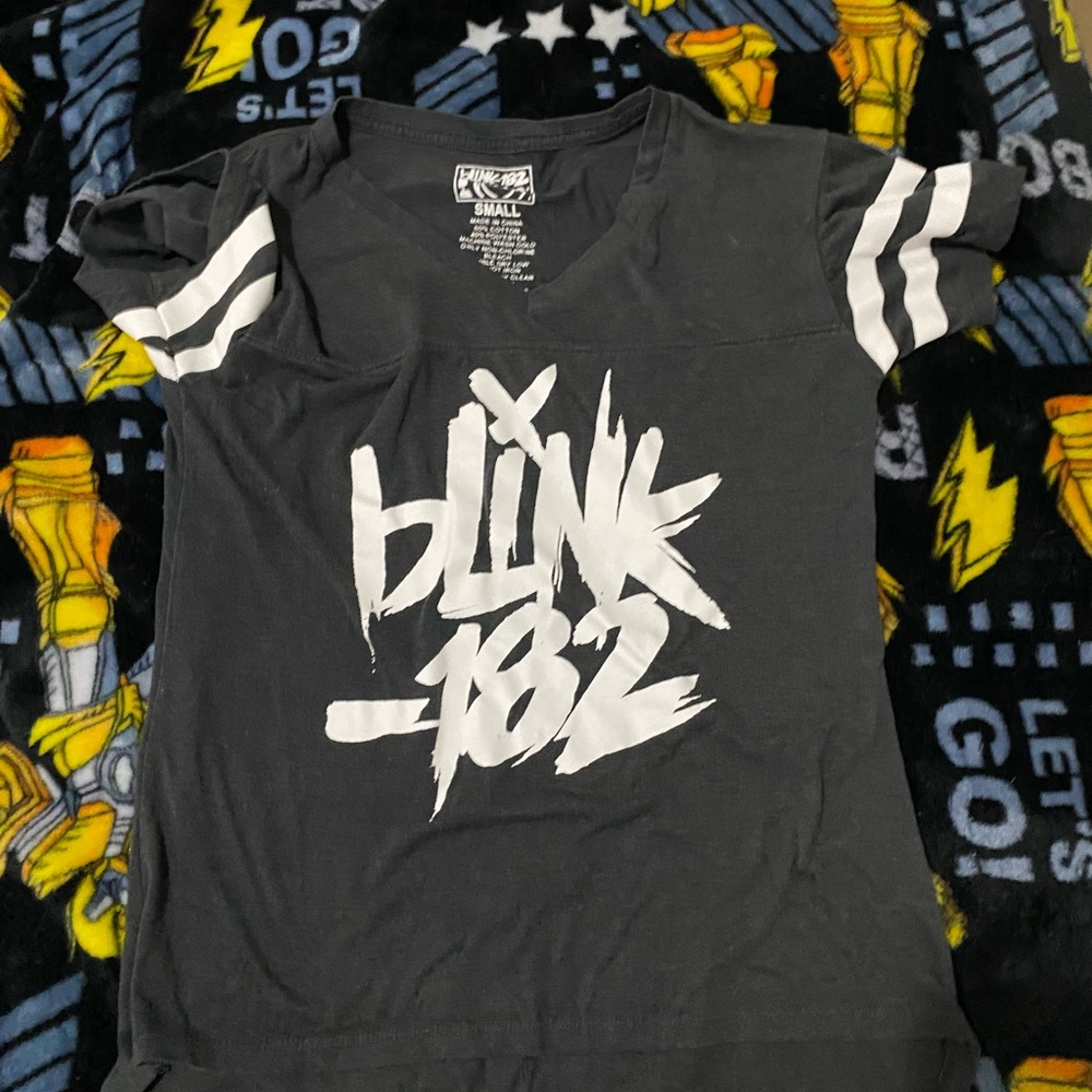 Blink-182 shirt
